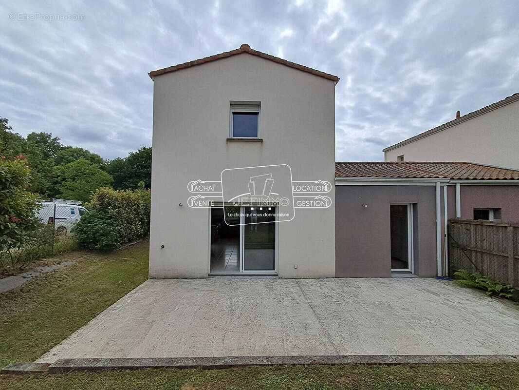 Maison à LE CELLIER