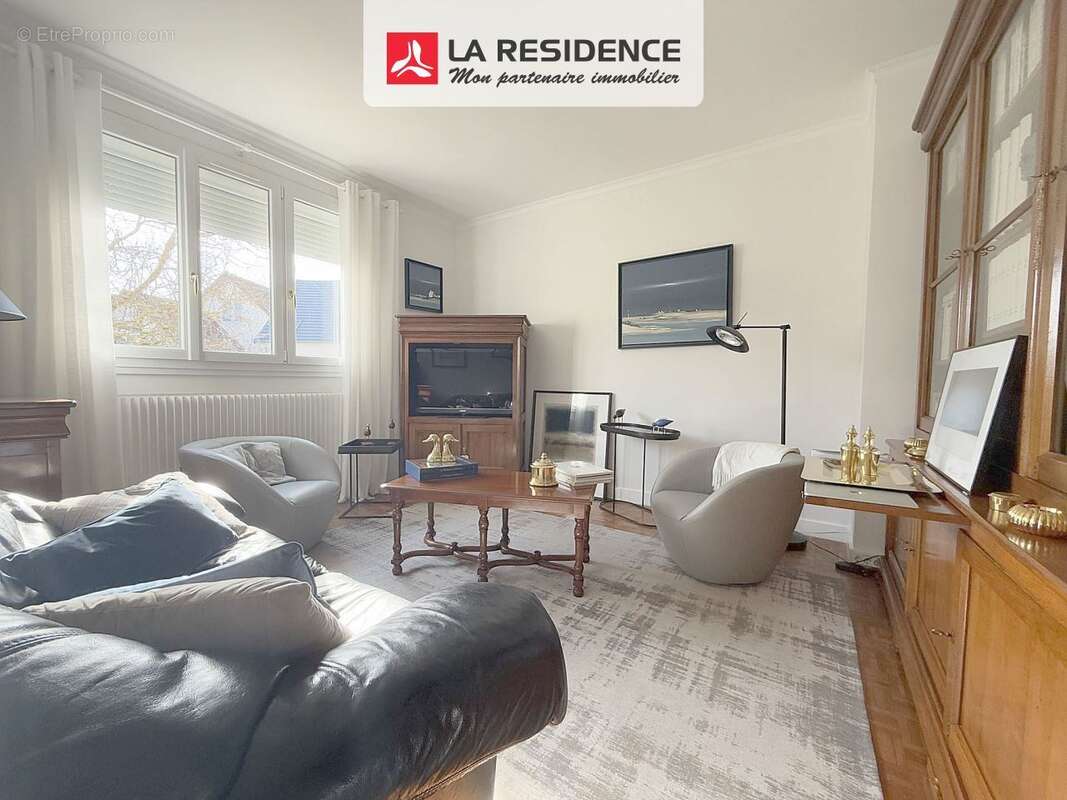 Maison à VELIZY-VILLACOUBLAY