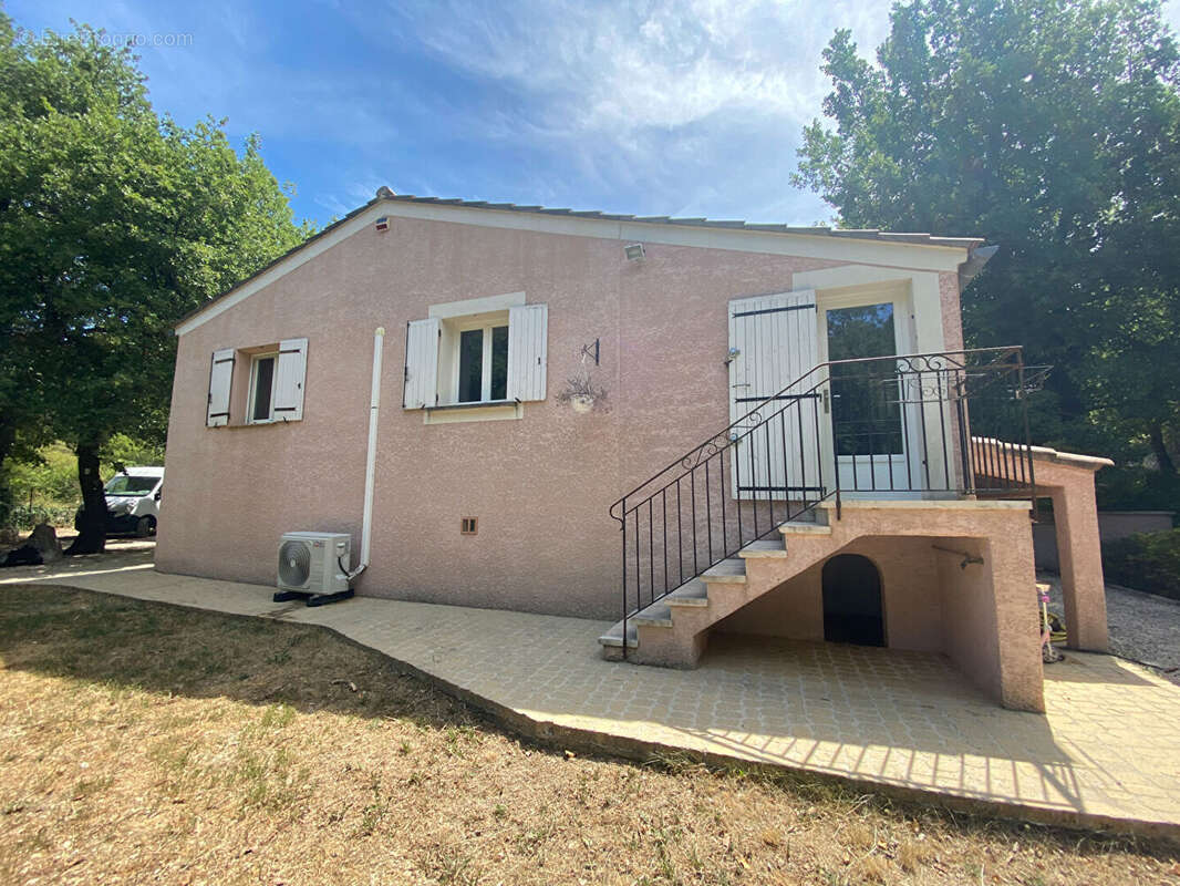 Maison à CASENEUVE