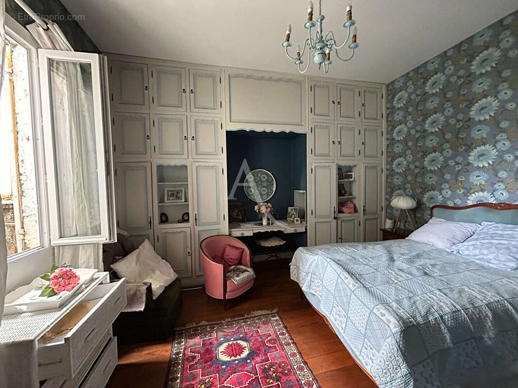 Maison à SAINT-MEDARD-EN-JALLES