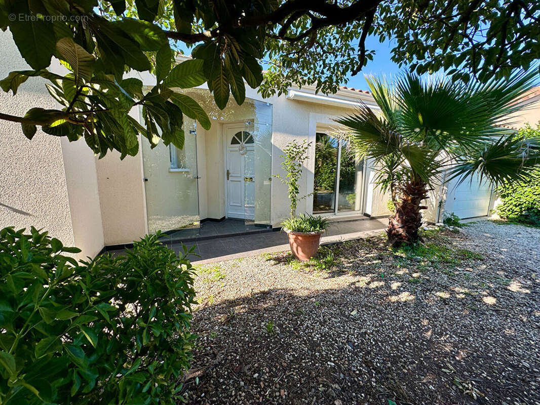 Maison à VOUNEUIL-SOUS-BIARD