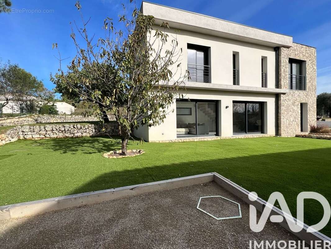 Photo 2 - Maison à PEYMEINADE