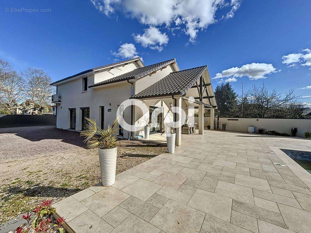 Maison à BRIVE-LA-GAILLARDE