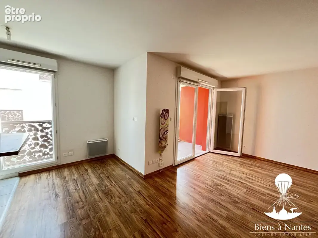 A vendre grand appartement  T2 Nantes Canclaux balcon et garage - photo 6