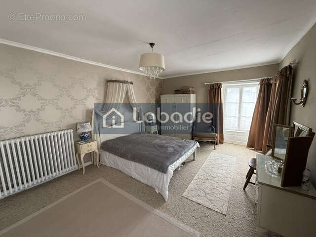 Maison d'habitation en pierre,  dans la bourg de Landelles et Coupigny - photo 15