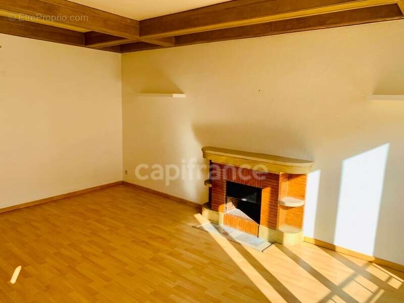 Appartement de 69 m2 centre ville epernay (51) - photo 2