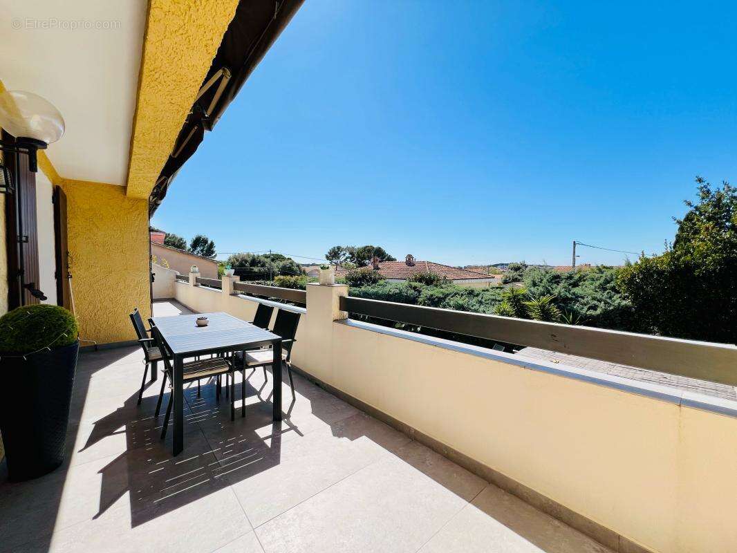 Maison à SIX-FOURS-LES-PLAGES