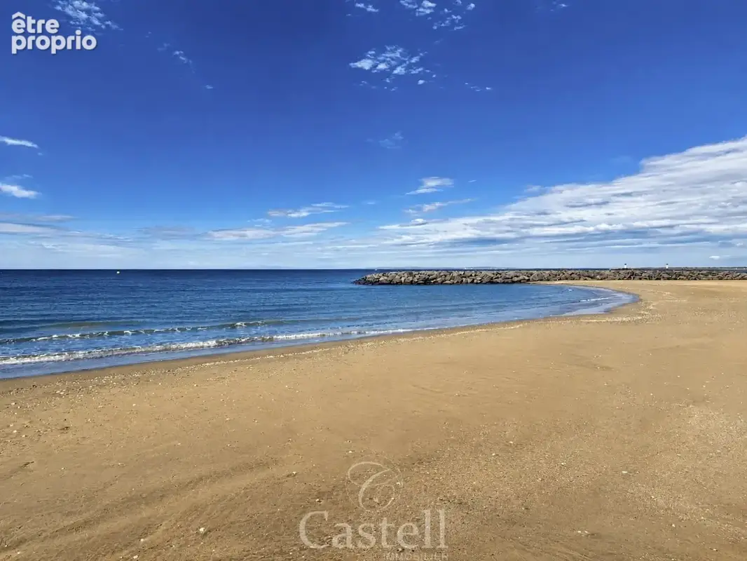 Appartement chambre cabine + parking a seulement 50m a pieds de la plage - photo 1
