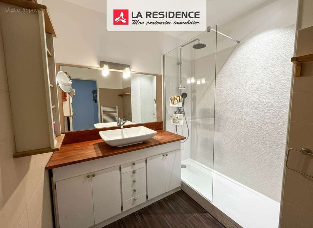 Maison à LE MESNIL-SAINT-DENIS