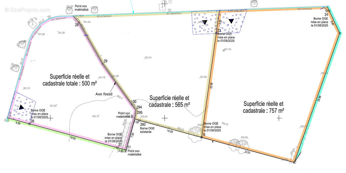 Terrain à NIVOLAS-VERMELLE