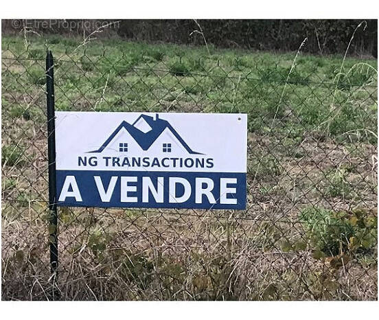 Terrain à CHANGIS-SUR-MARNE