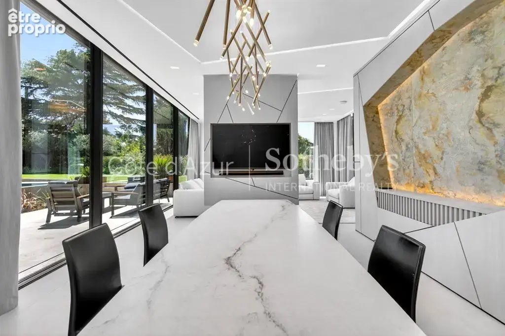 Cap d’Antibes villa contemporaine neuve à pied de la mer dans domaine privé - photo 11
