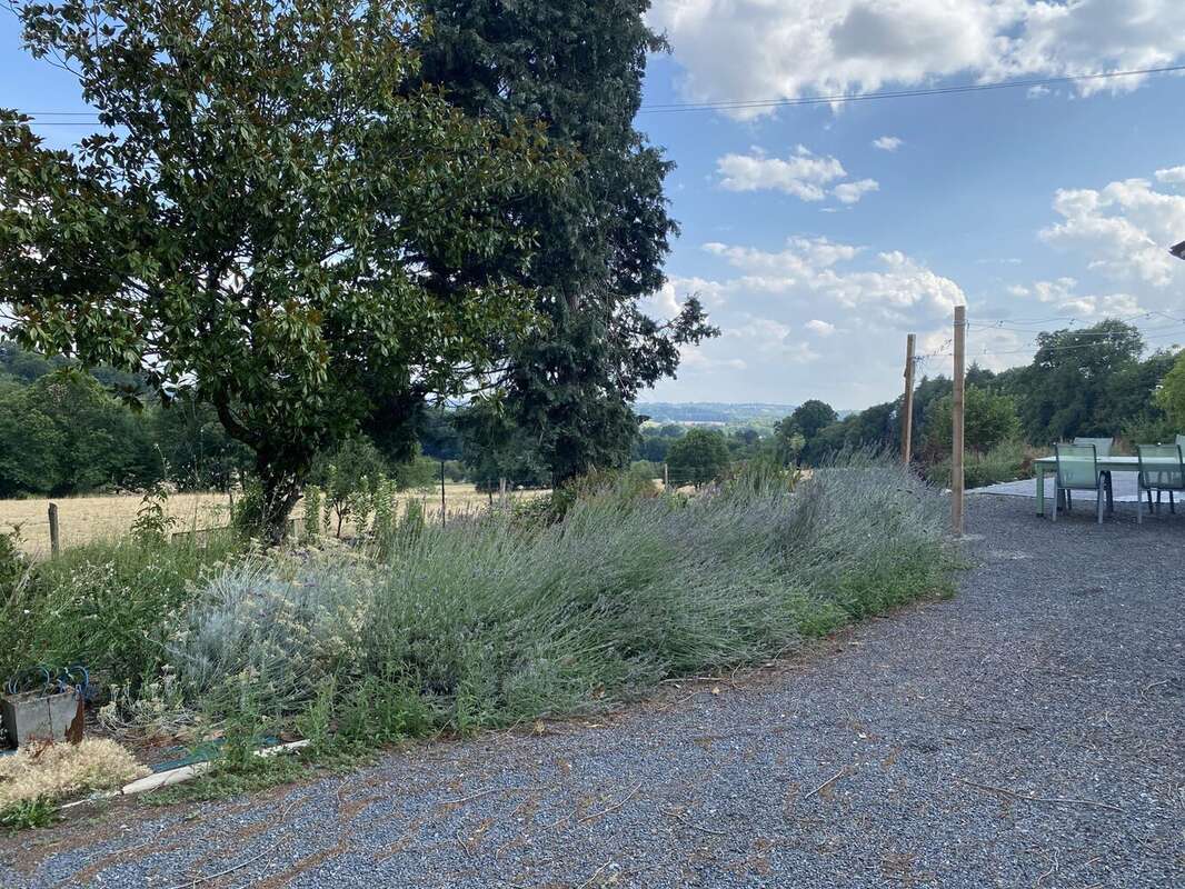 Maison 145 m² à La Croisille-Sur-Briance  - photo 4