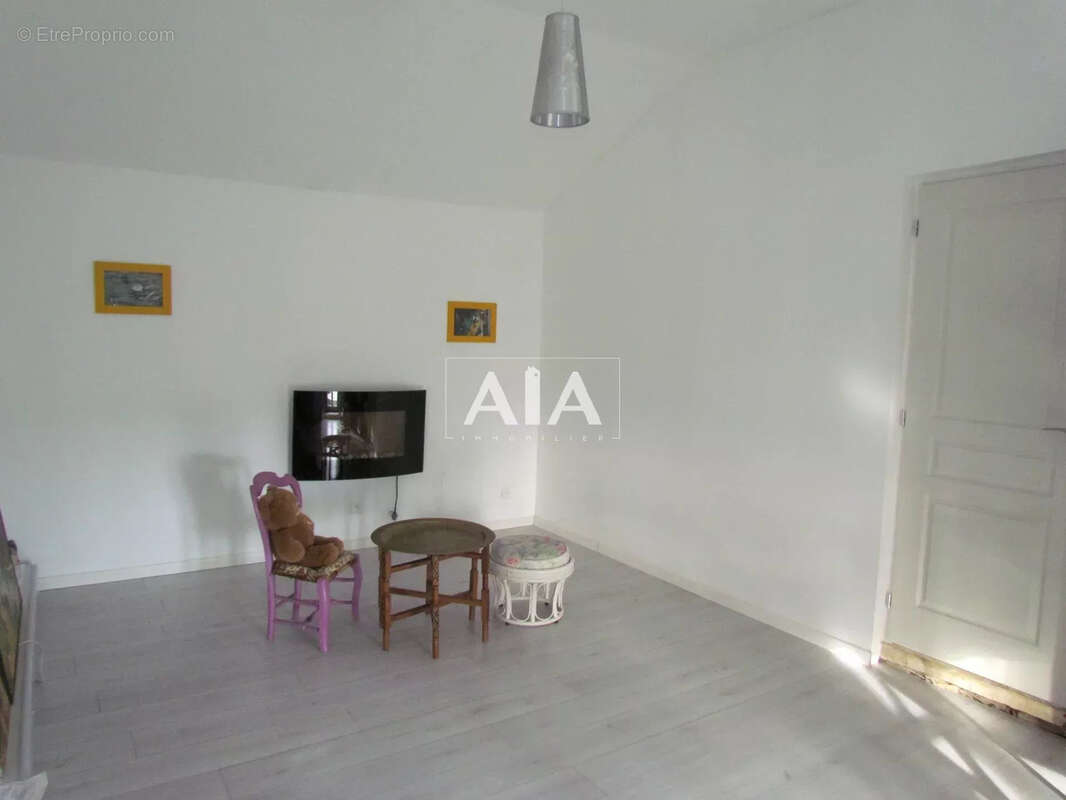 Appartement à SAINT-FRAIGNE