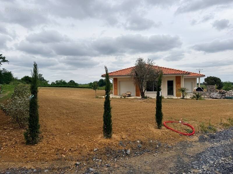 Maison à SAINTE-CHRISTIE-D'ARMAGNAC
