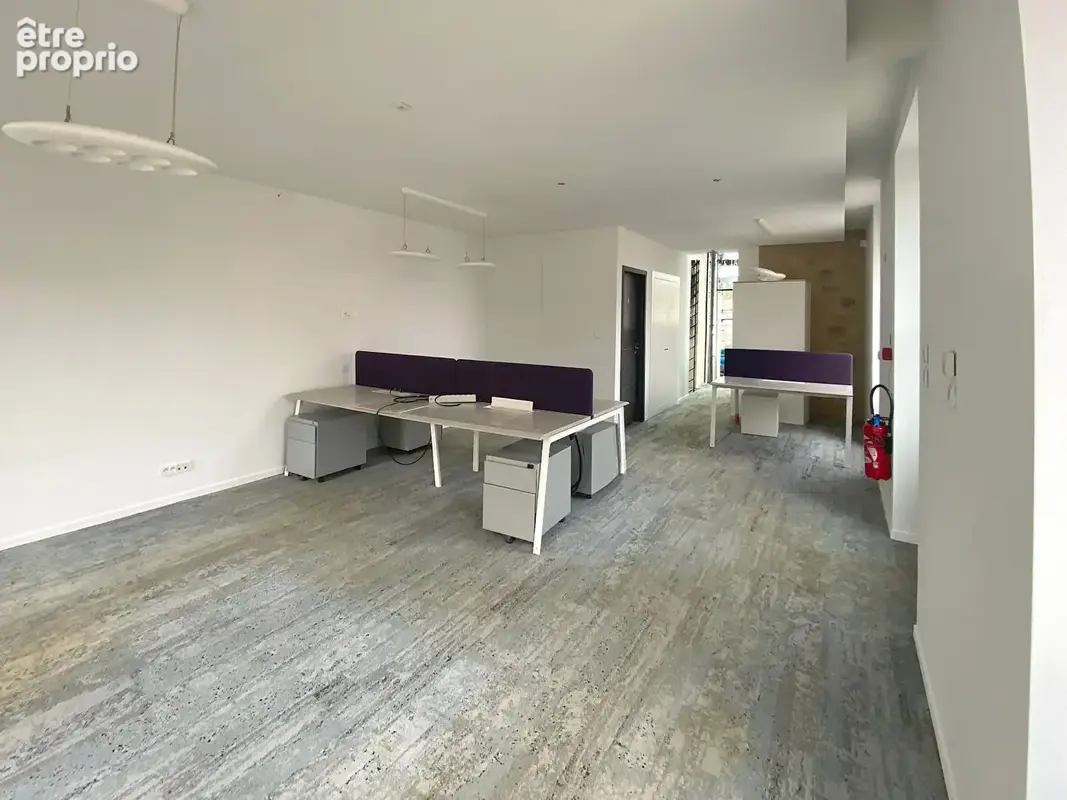 L'Isle Adam,Maison d'architecte, bureaux  280 m2 édifiée sur sous-sol total et 745 M² de terrain - photo 11