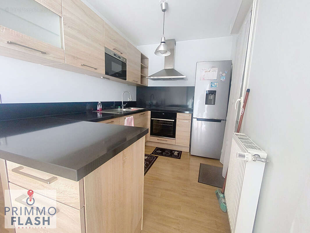 Appartement à AUBERVILLIERS