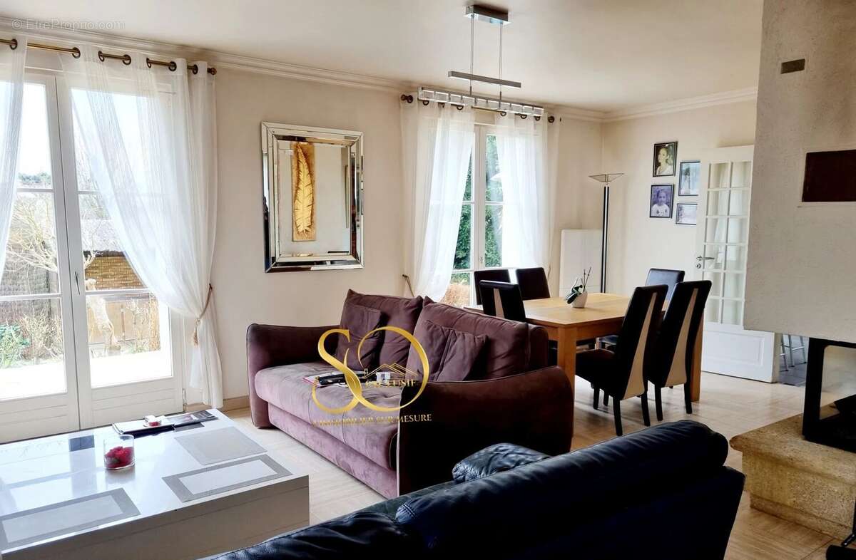 Maison à LES ALLUETS-LE-ROI