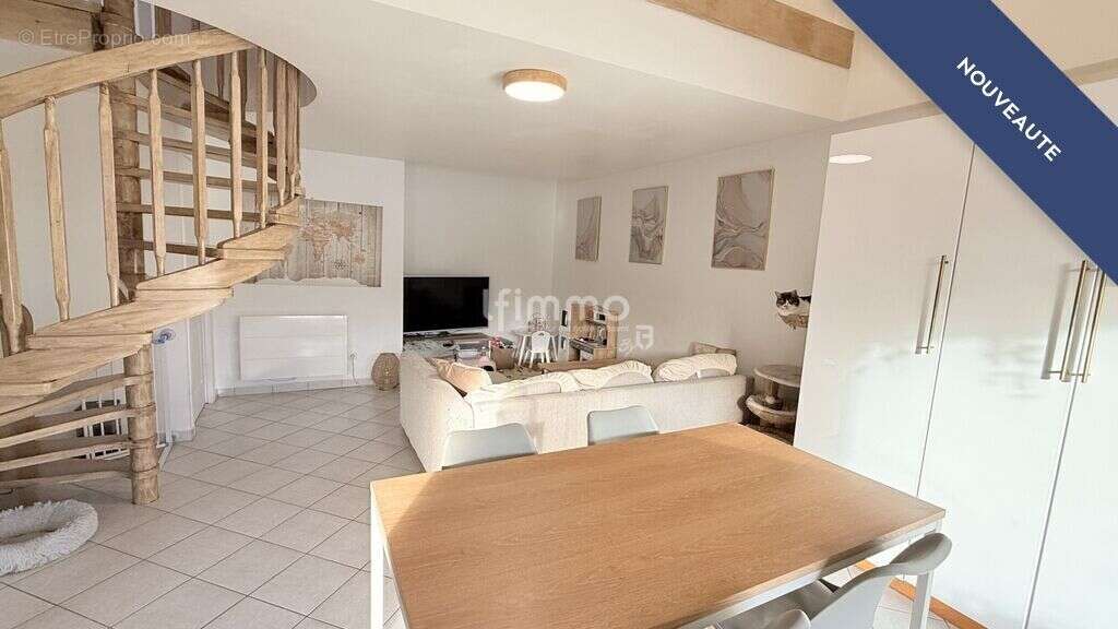 Appartement à ORLIENAS