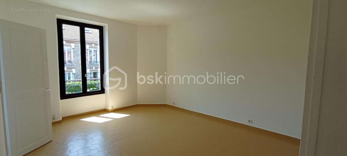 Maison à CORBEIL-ESSONNES