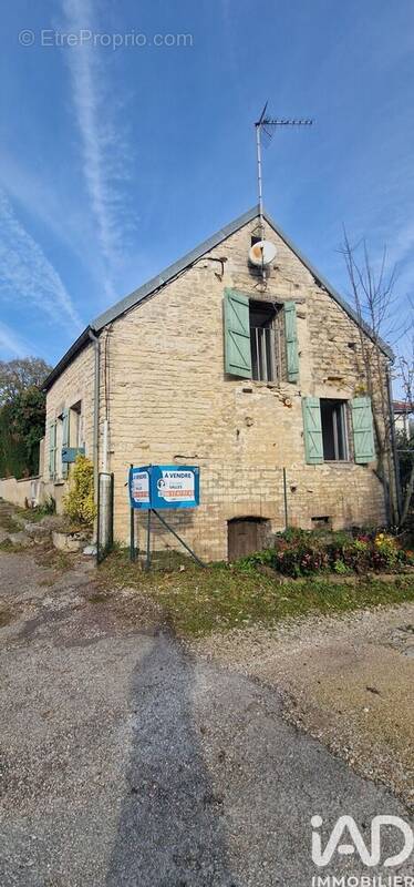 Photo 1 - Maison à LEZINNES