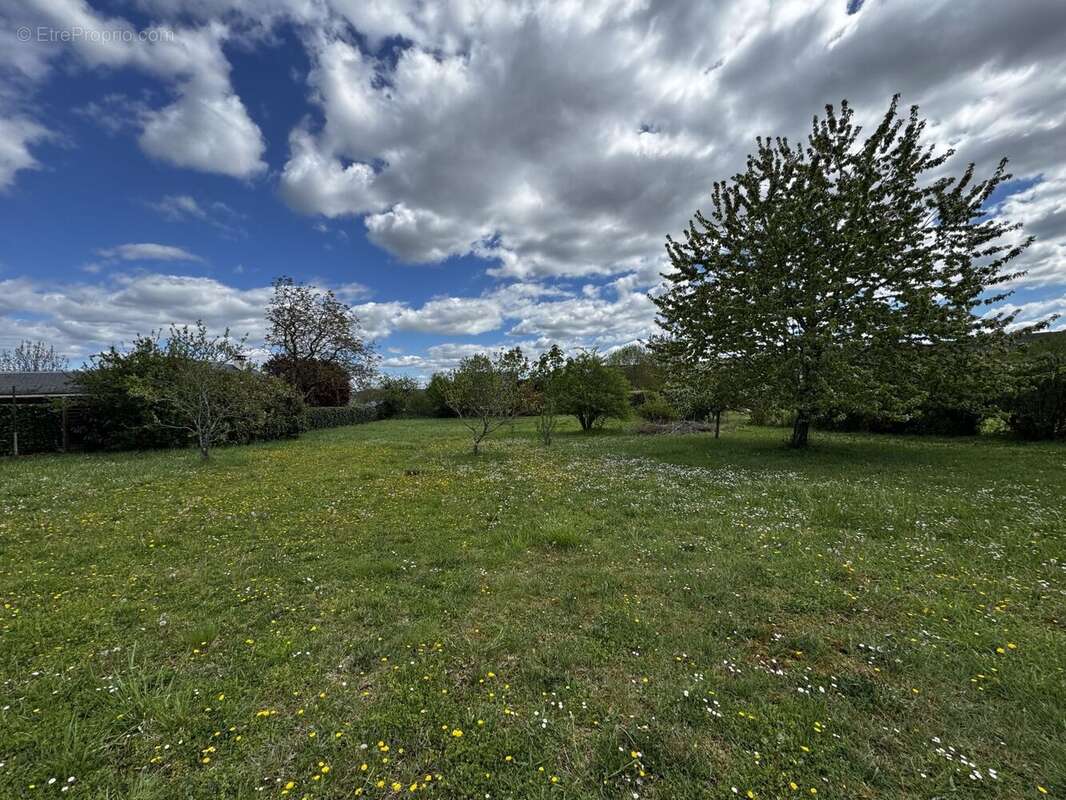 Terrain à VALADY