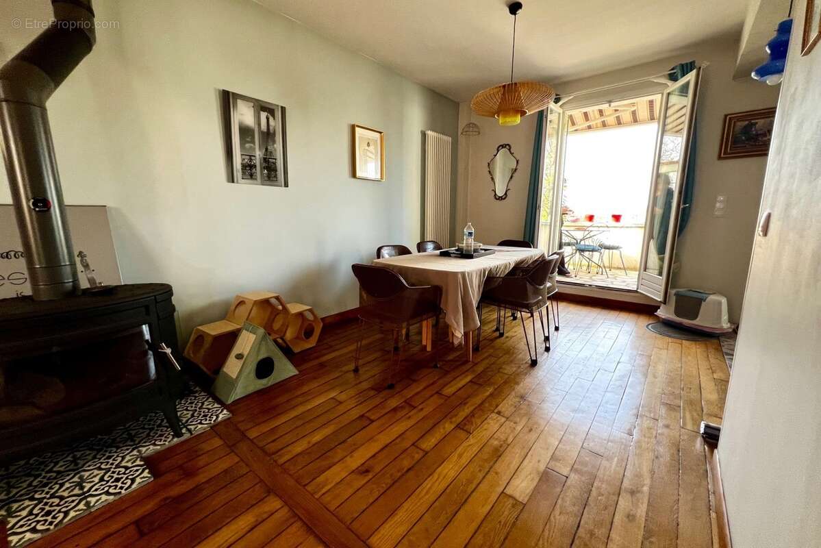 Maison 94 m² à Gagny  - photo 4
