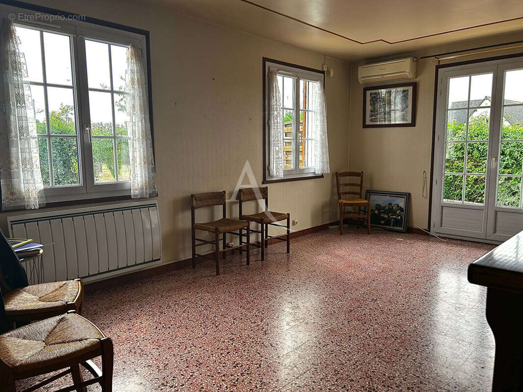 Maison à SAINT-GEORGES-SUR-CHER