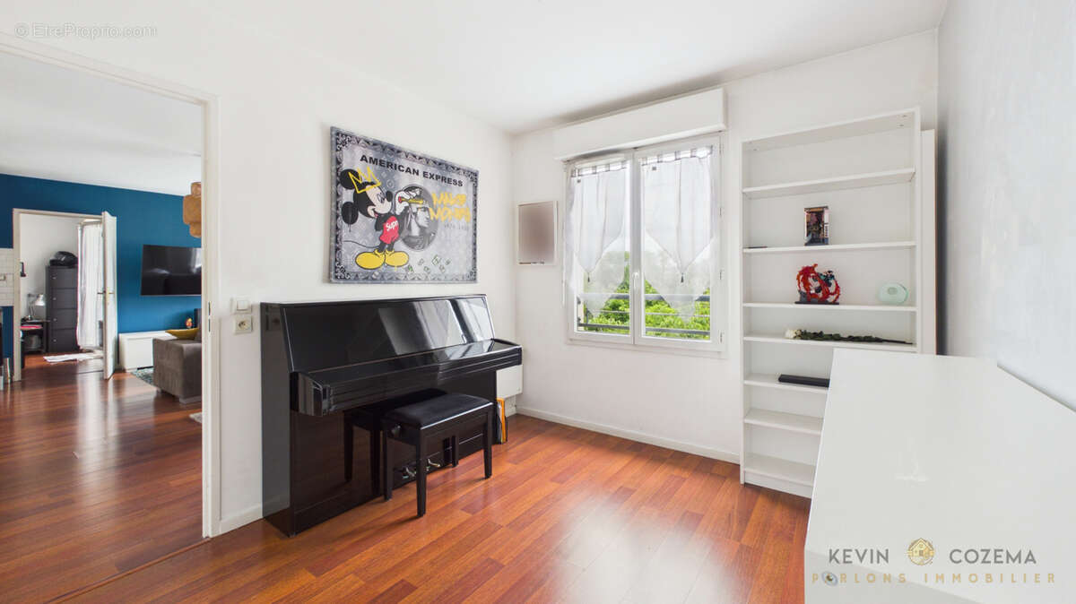Appartement à CORBEIL-ESSONNES