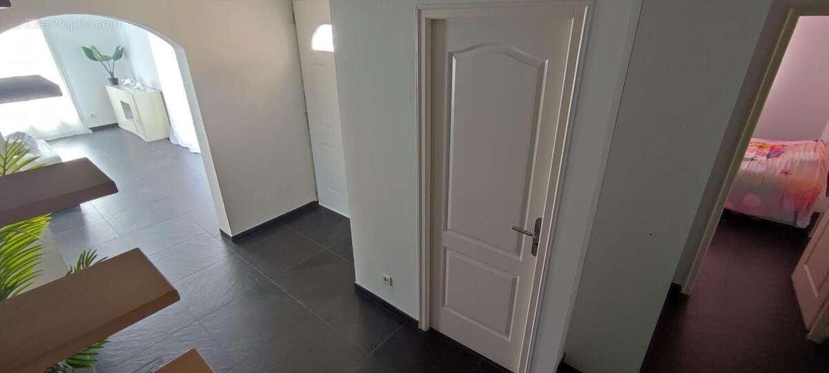 Maison À Vendre - photo 14