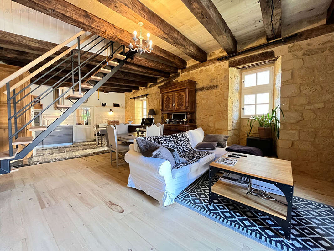 Maison à BEAUMONT-DU-PERIGORD