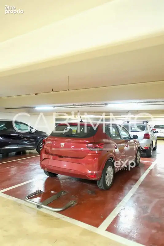 Parking à PARIS-13E