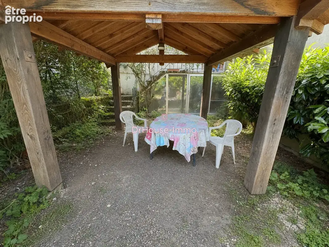 Maison 70 m² à Mayres  - photo 2