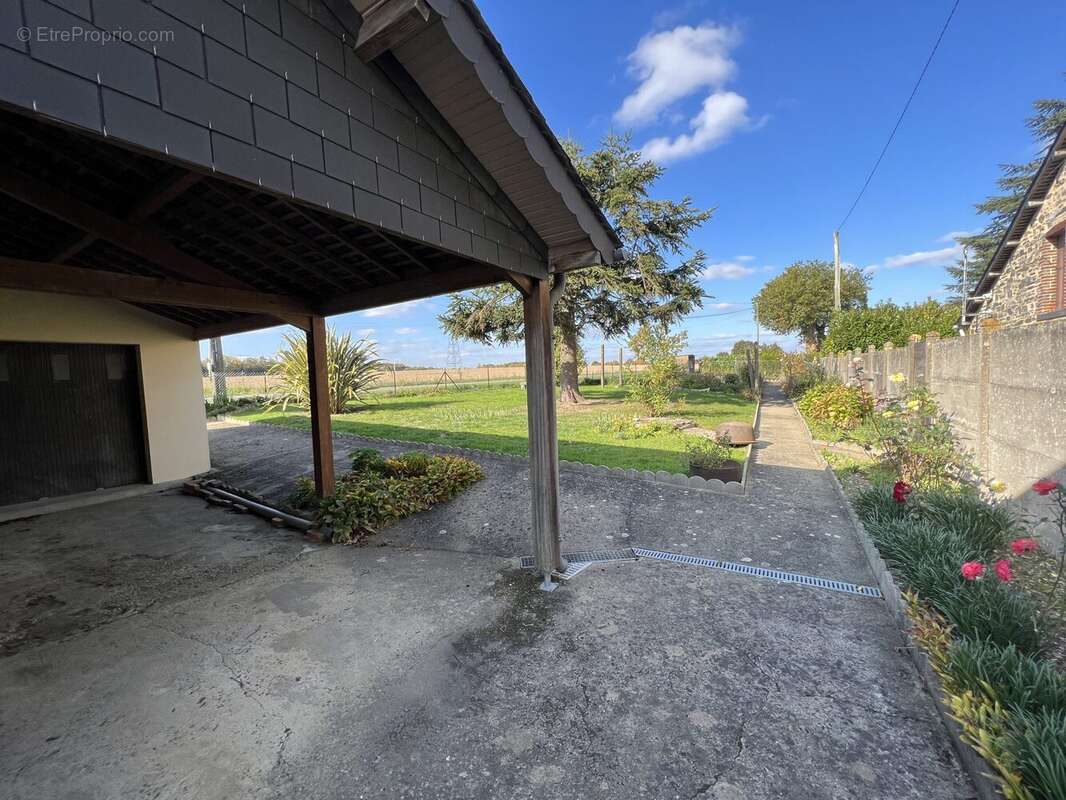 Maison à SAINT-ARMEL