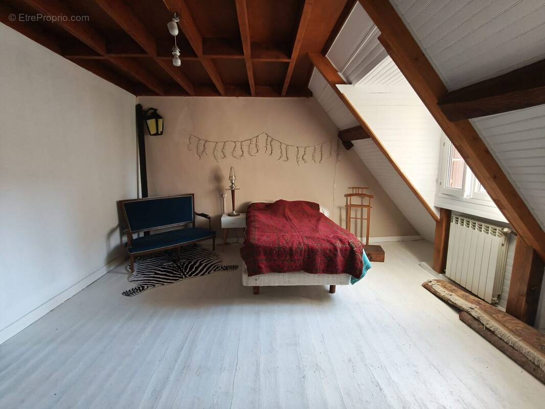 Maison à BESSE-SUR-BRAYE
