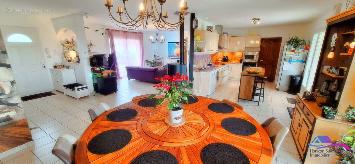 PIECE DE VIE - Maison à SAULZAIS-LE-POTIER