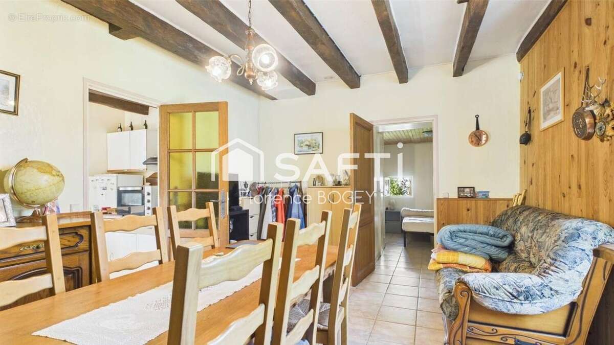 Photo 4 - Maison à BUSSIERE-POITEVINE