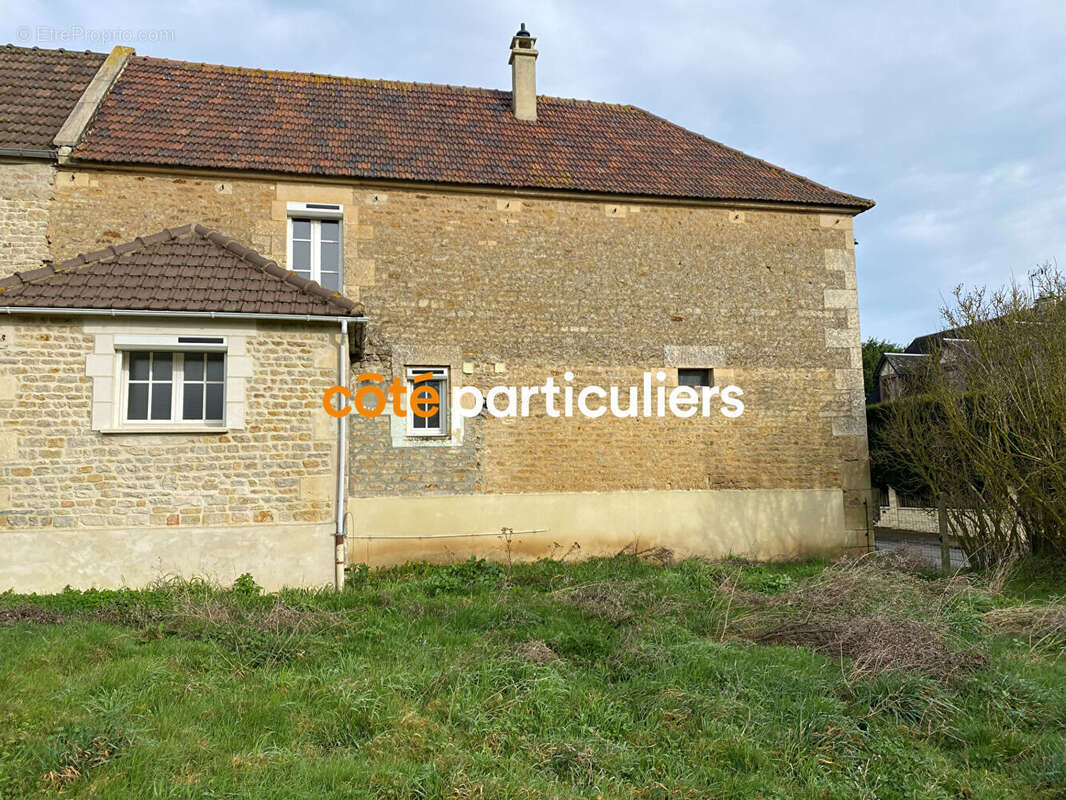 Maison à GRAINVILLE-SUR-ODON