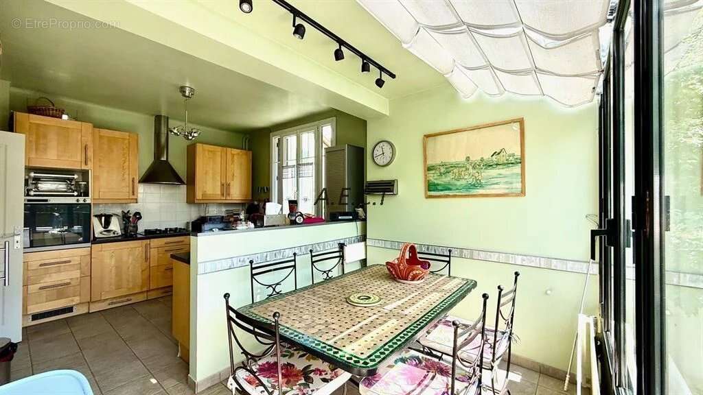 Maison à ASNIERES-SUR-SEINE