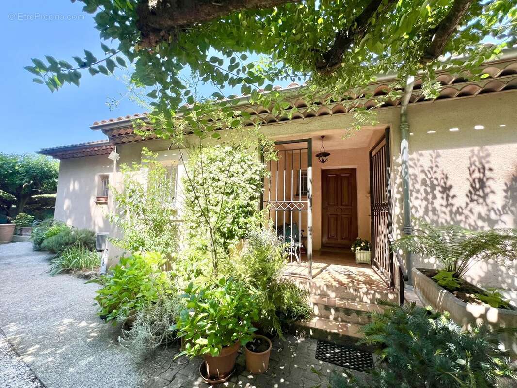 Maison à BRIGNOLES