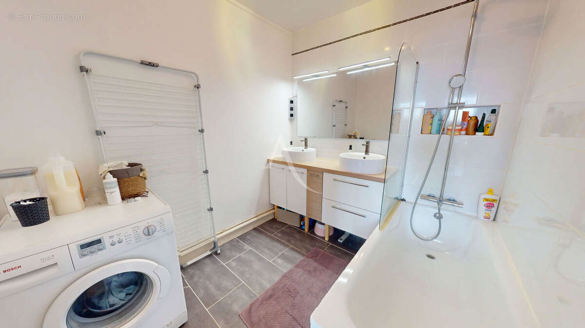 Appartement à CHILLY-MAZARIN