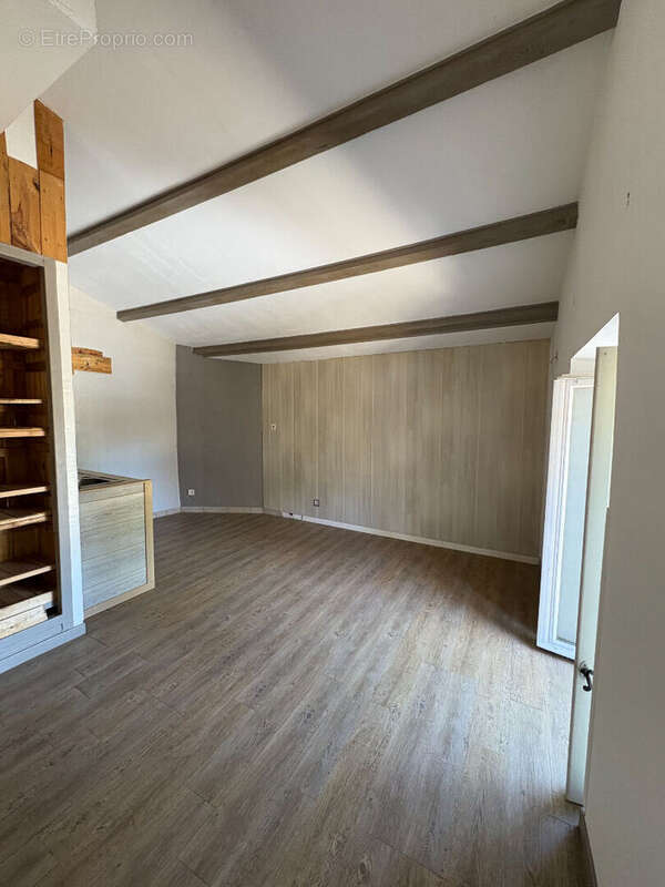 Appartement à PEGOMAS