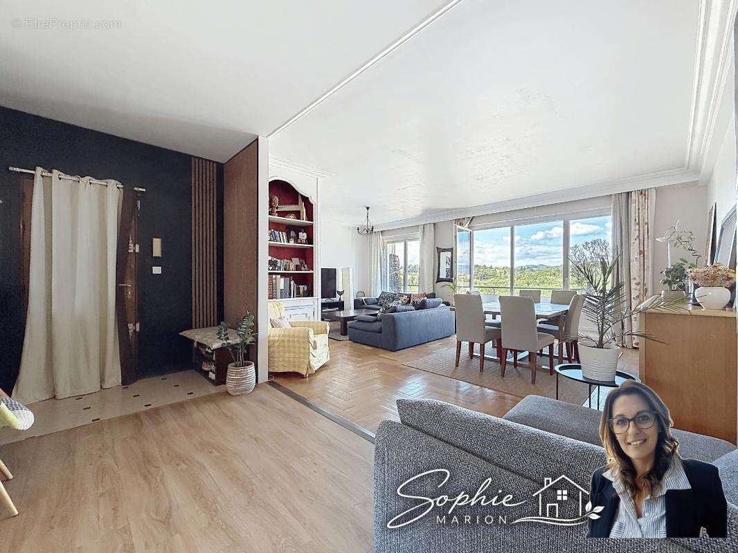 Appartement à SAINTE-FOY-LES-LYON
