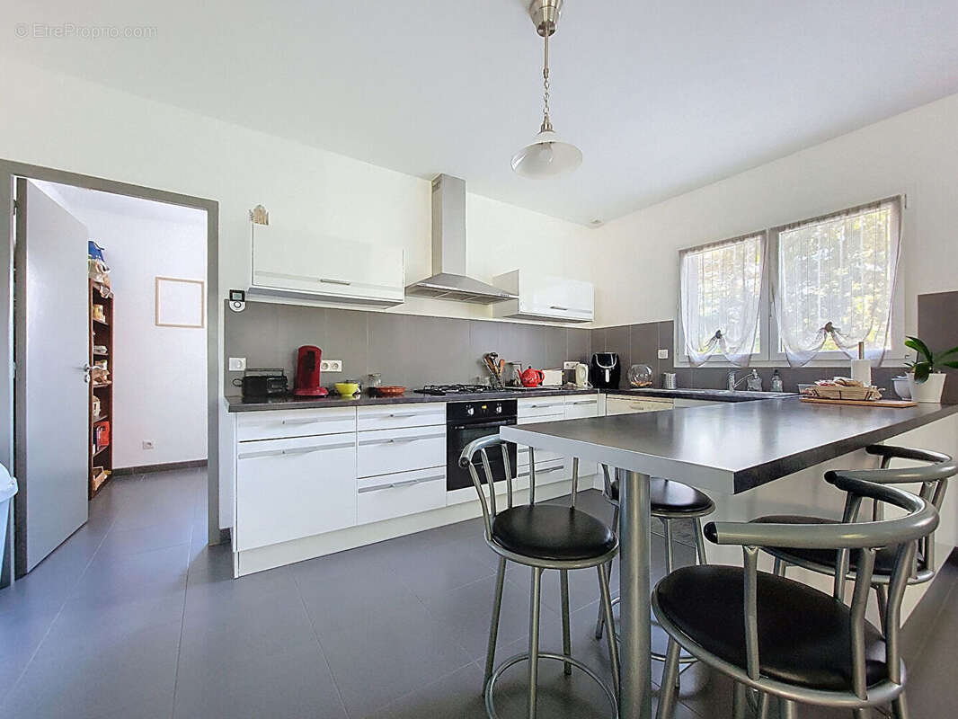 Maison à BLANQUEFORT