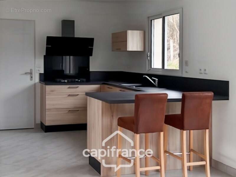 Maison à SAINT-DOULCHARD