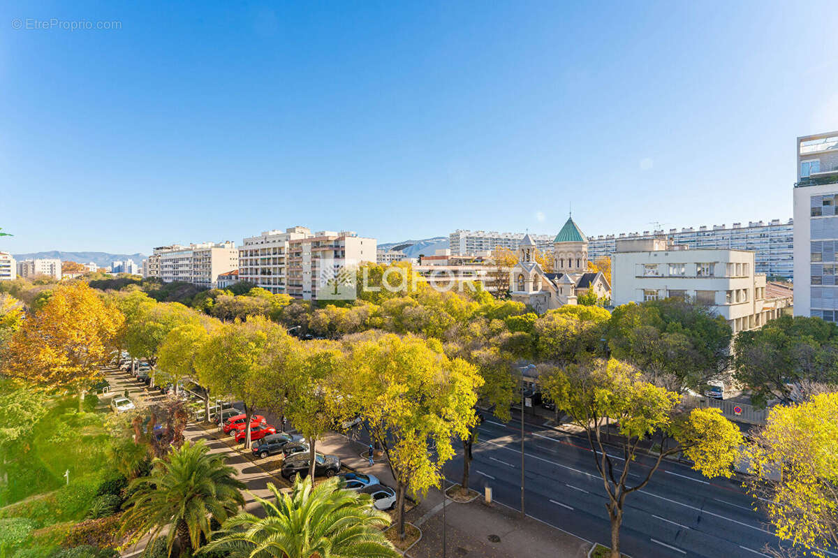 Appartement à MARSEILLE-8E