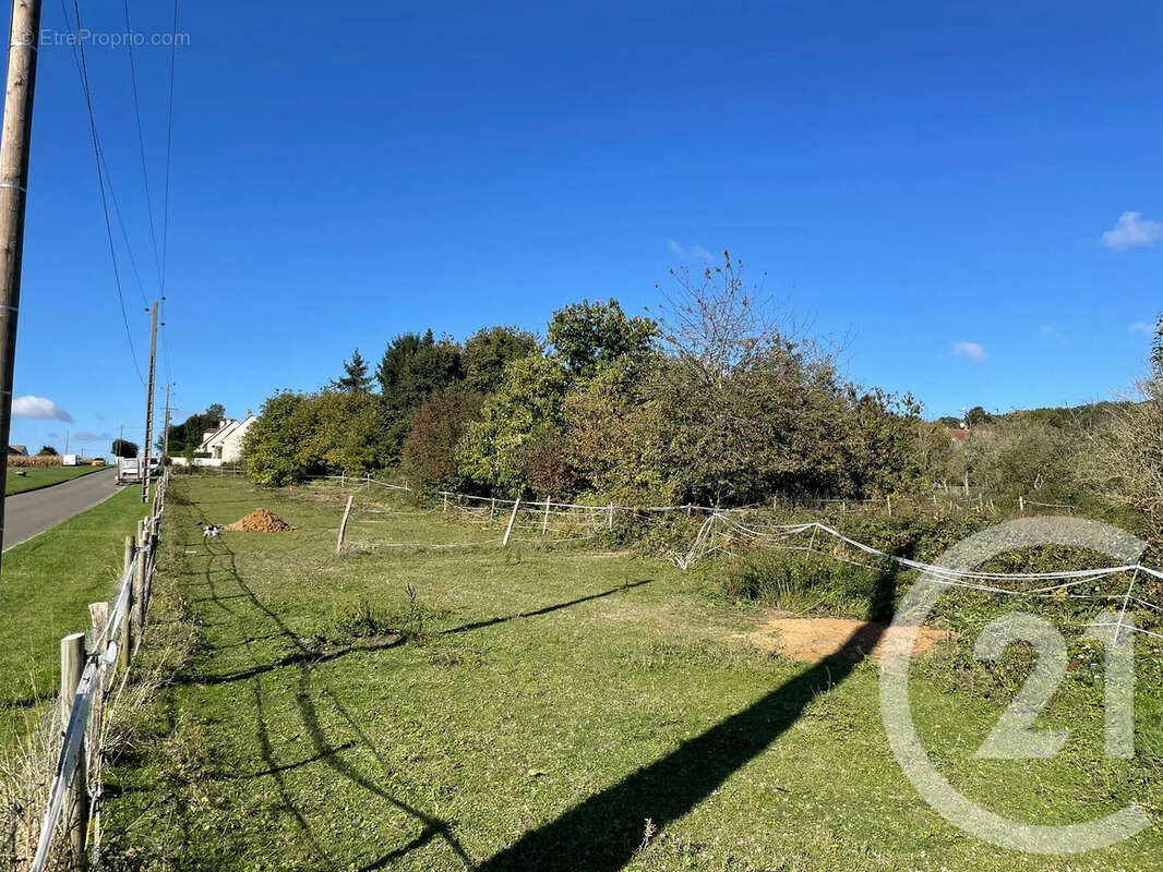 Terrain à CUISY