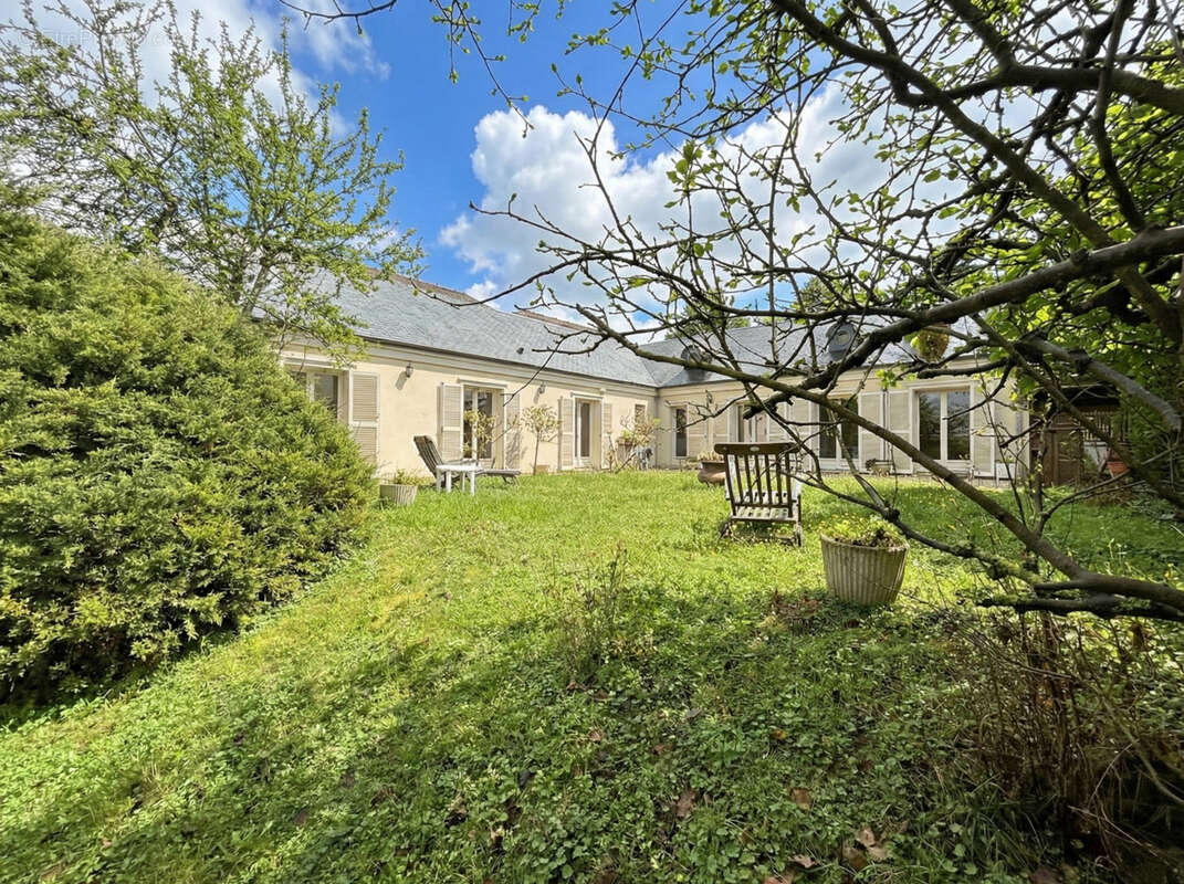 Maison à RUEIL-MALMAISON