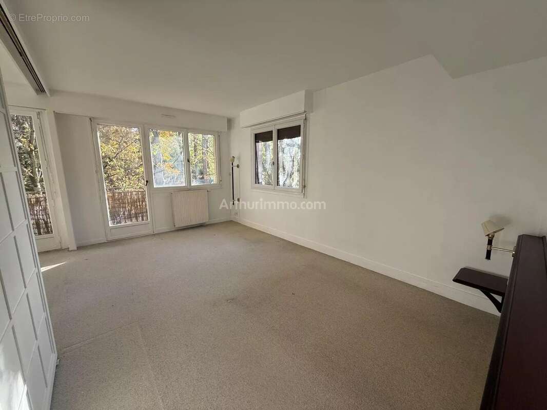 Appartement à ETIOLLES