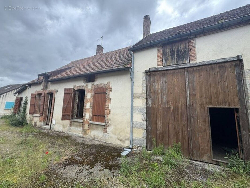 Maison à BROUSSY-LE-PETIT